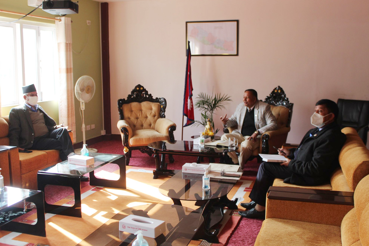 शिक्षामन्त्री पौडेलले मागे विश्वविद्यालय सुधारका योजना