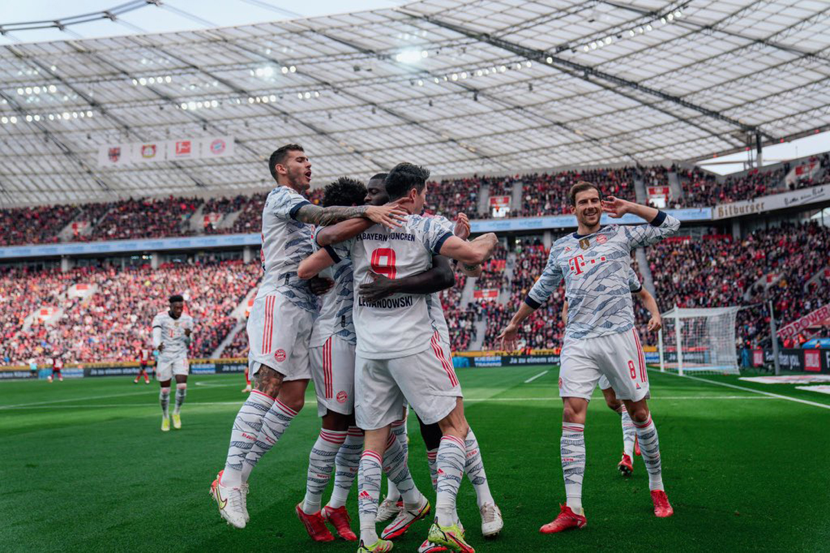 लेवान्डोस्की र गन्याब्री चम्किँदा ७ मिनेटमै चार गोल