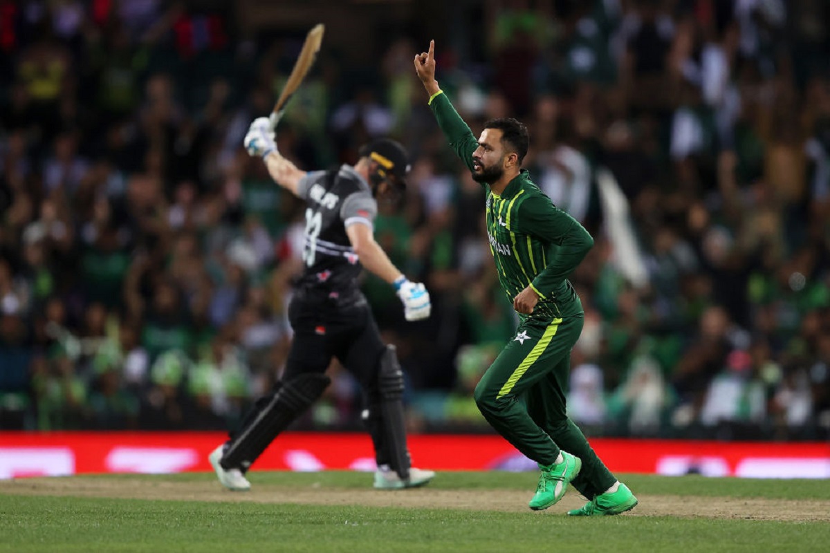 विश्वकप फाइनल पुग्न पाकिस्तानलाई १५३ रनको लक्ष्य