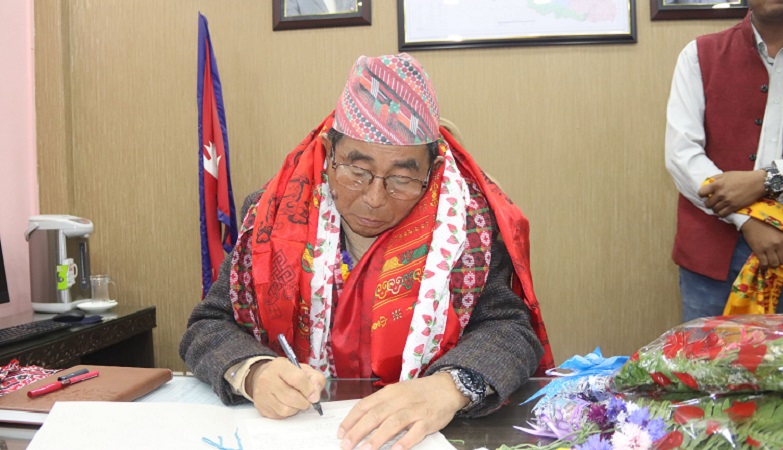 शिक्षामा गरिएको लगानीको प्रतिफल बढाउनेछु : मन्त्री राई