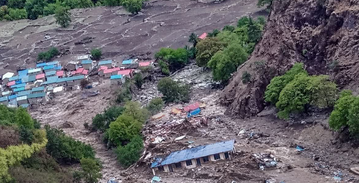 हुम्लाको नेप्का गाउँमा पहिरोले विद्यालय भवन बगायो