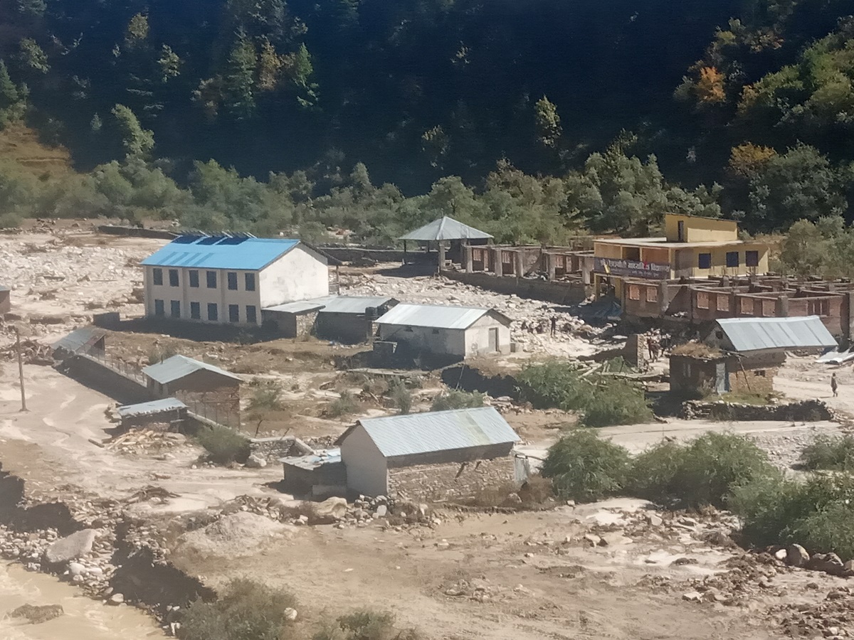 विद्यालय बगरमा परिणत हुँदा पठनपाठन प्रभावित