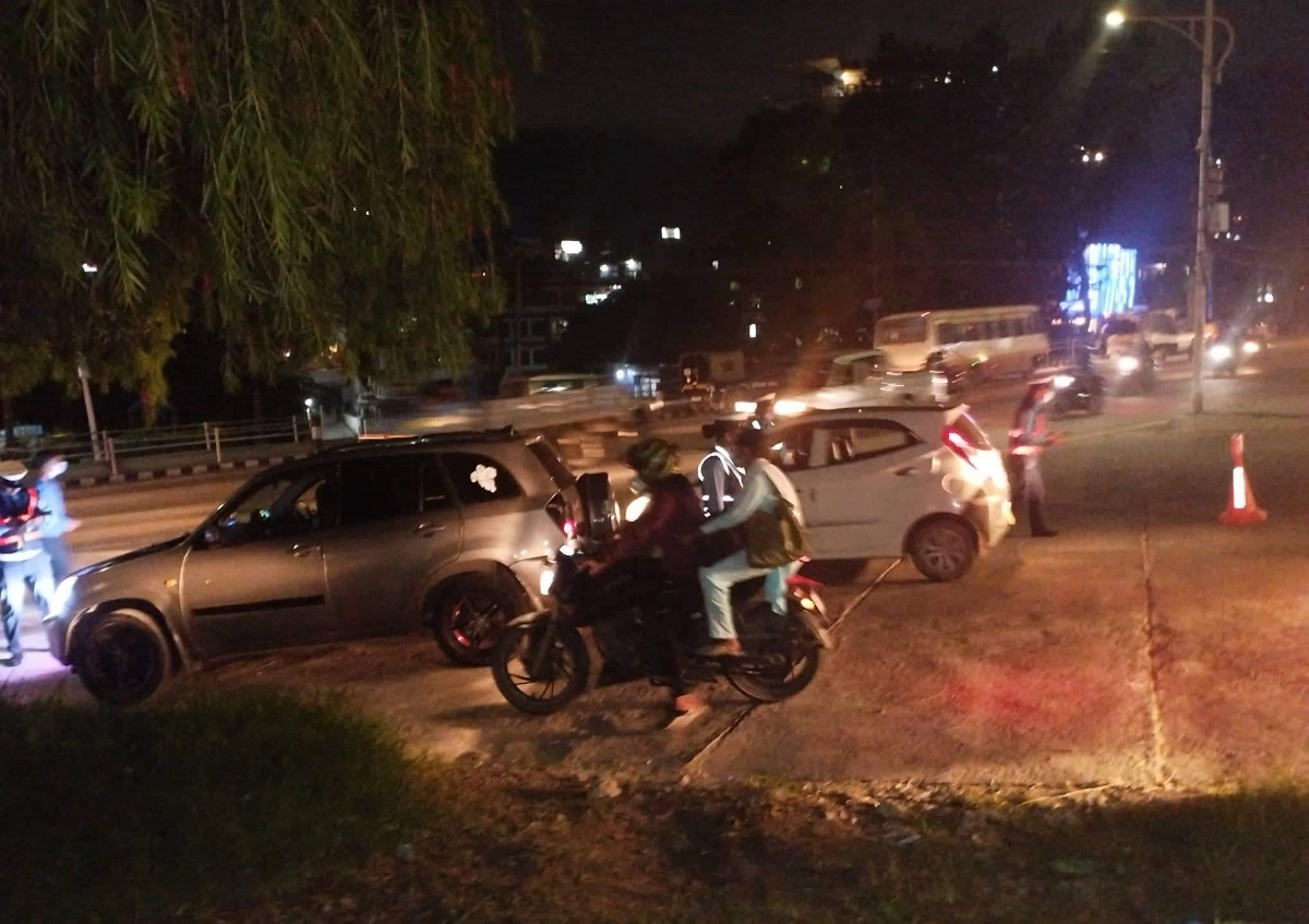 काठमाडौंमा ट्राफिकले सुरु गर्‍यो लापसे जाँच