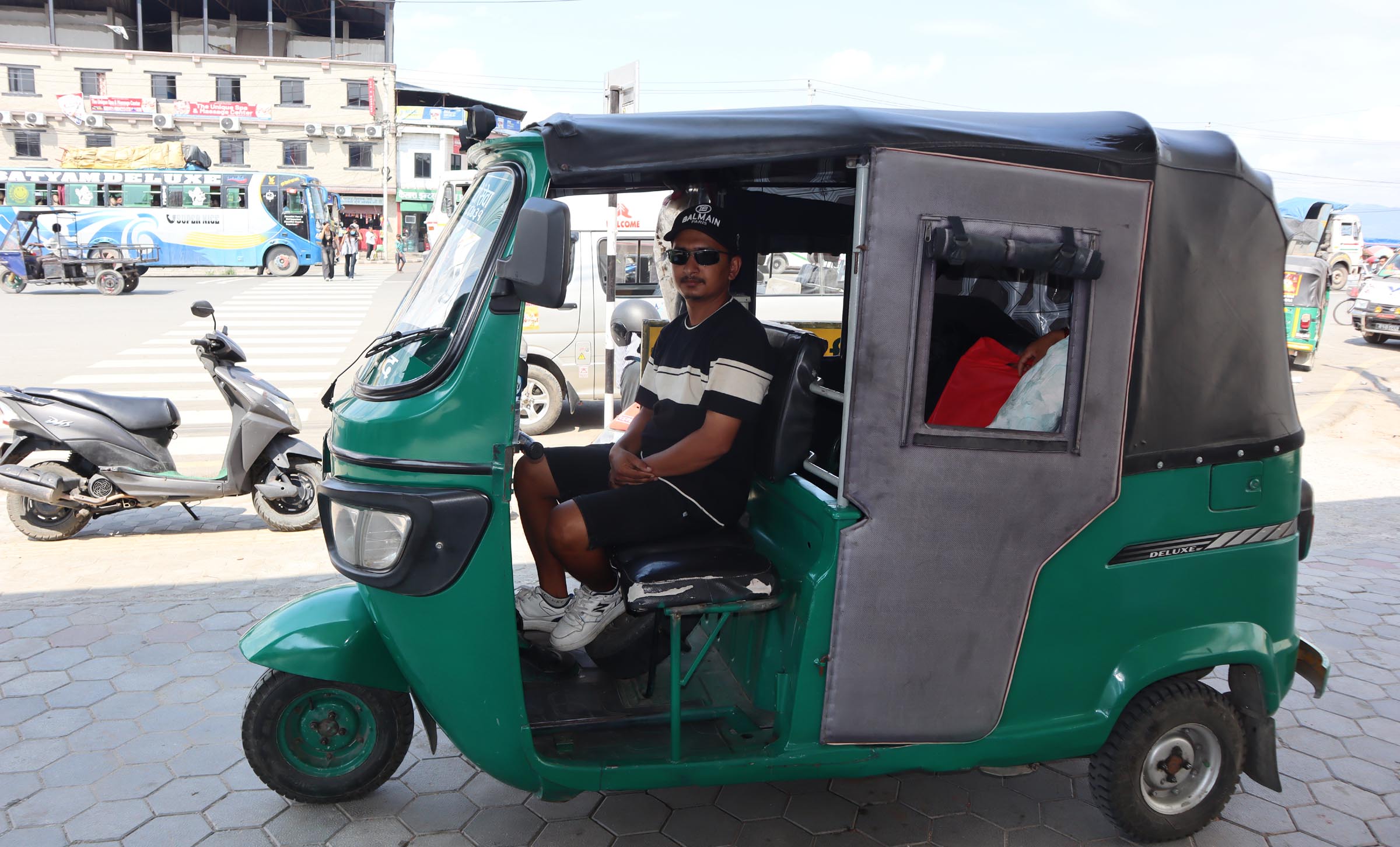 जसले क्यान्सरका बिरामीलाई निःशुल्क सेवा दिइरहेका छन्