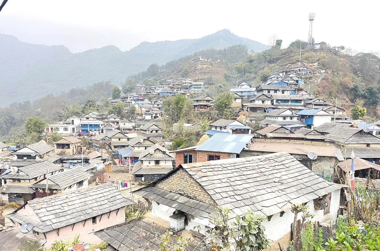 लमजुङका घरवास सञ्चालक पर्यटक सत्कारमा व्यस्त