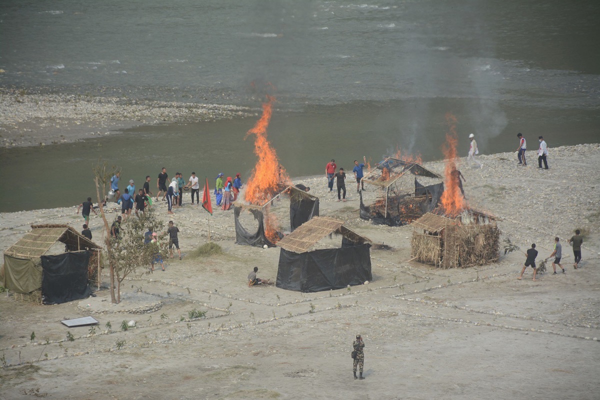 विपद् उद्धार अभ्यास गर्दै नेपाली सेना
