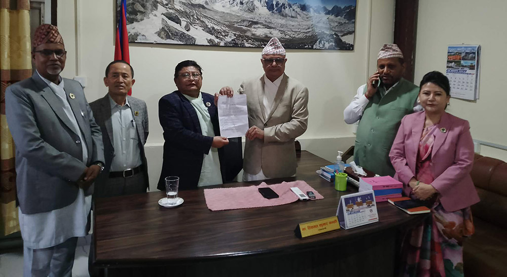 कोशी प्रदेश सरकारबाट बाहिरियो कांग्रेस