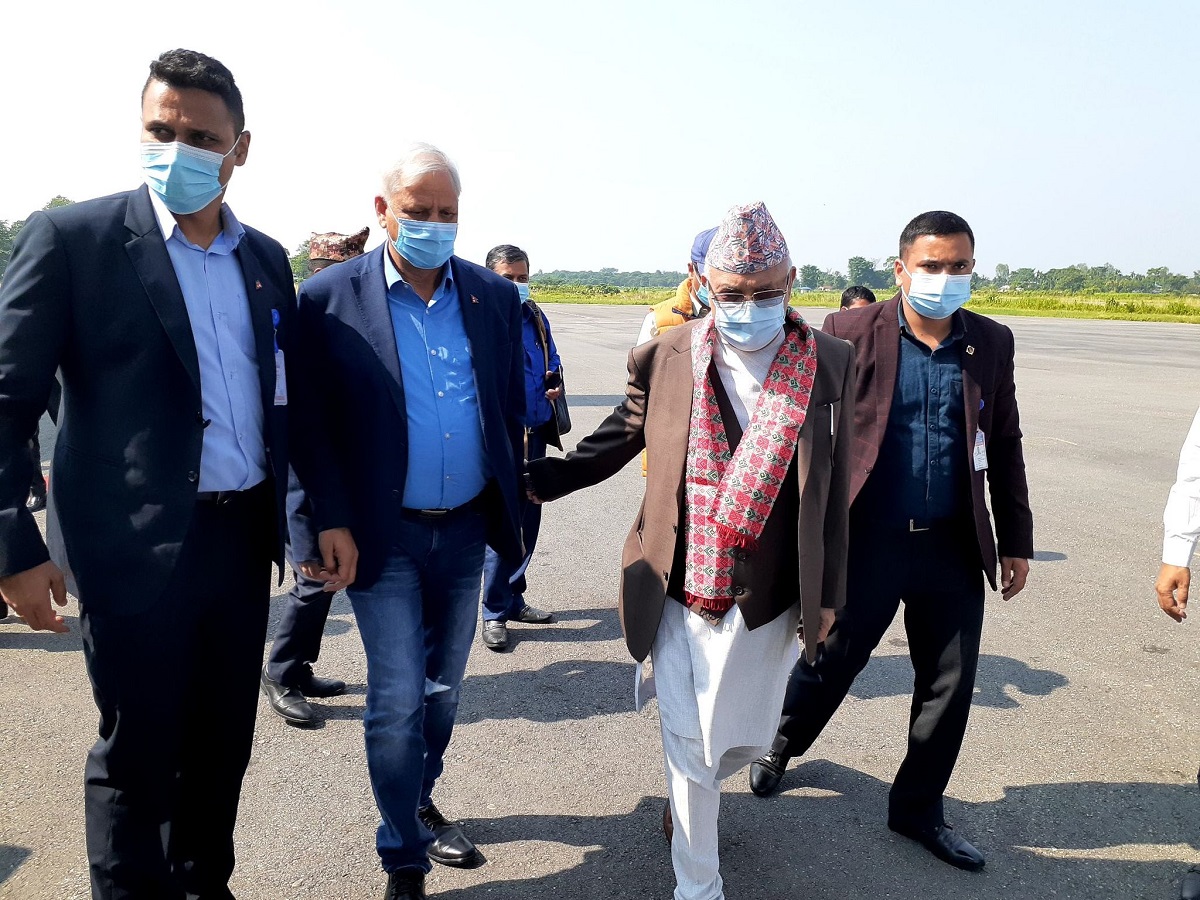 भीम रावललाई ओलीको स्पष्ट सन्देश : लेखराज भट्टलाई छाड्न सकिँदैन