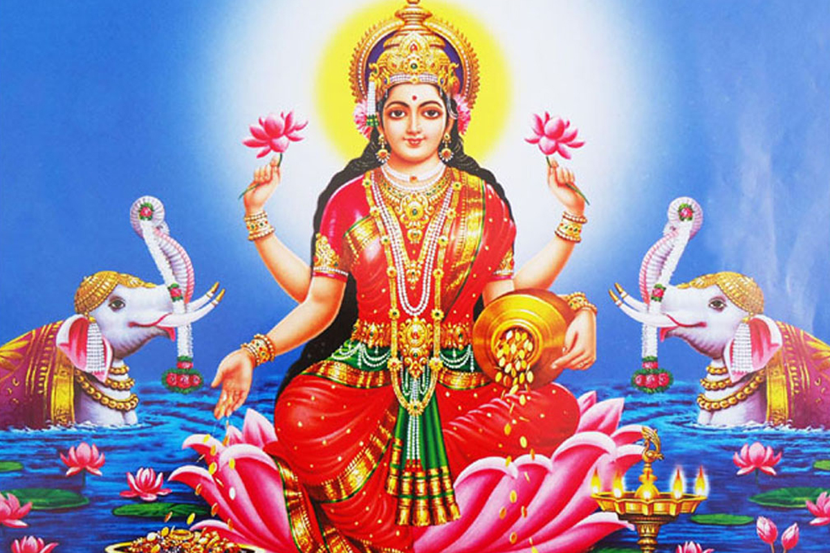 दुर्गा पक्षको अन्तिम दिन धनधान्यकी देवी महालक्ष्मीको पूजा आराधना गरिँदै