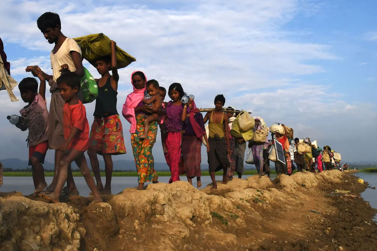 द्वन्द्वका बीच २५ सयभन्दा बढी म्यानमार शरणार्थी थाइल्याण्ड पलायन