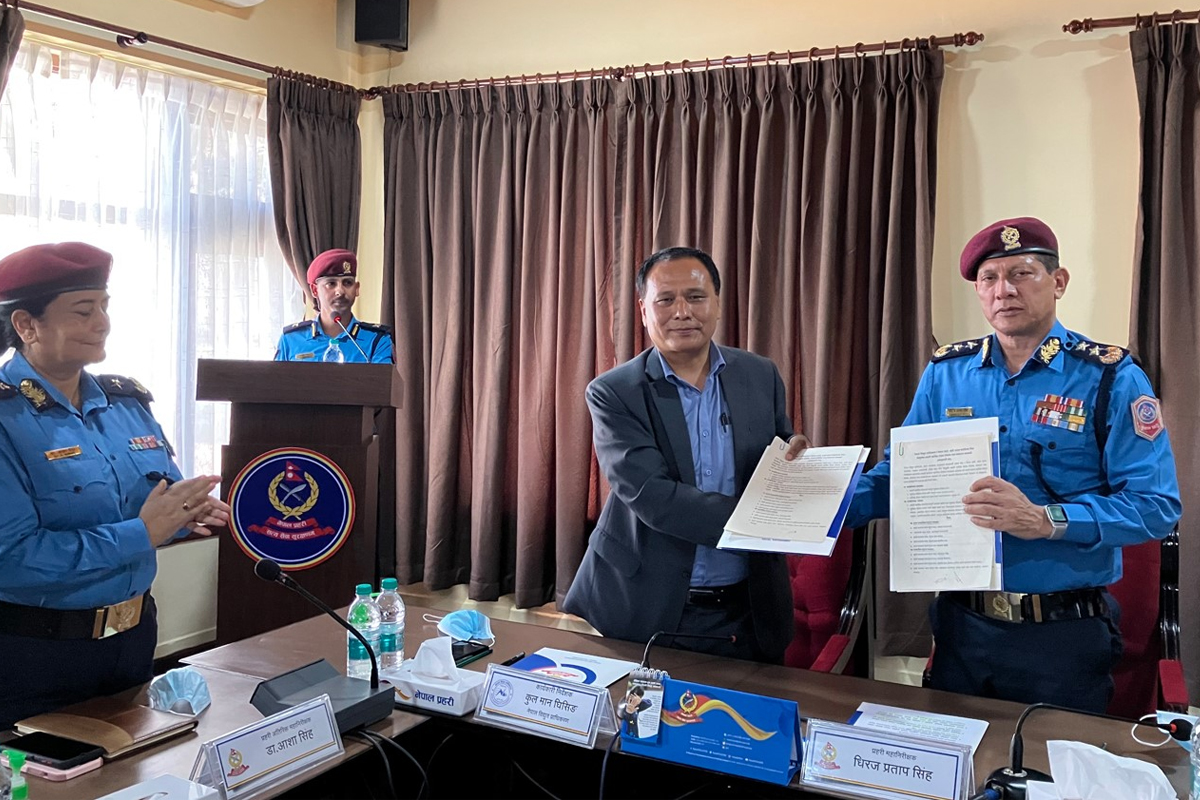 चार्जिङ स्टेसन बनाउन विद्युत प्राधिकरण र नेपाल प्रहरीबीच सम्झौता