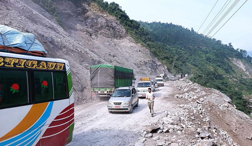 मुग्लिन–मलेखु सडक थप तीन दिन राती बन्द गरिने