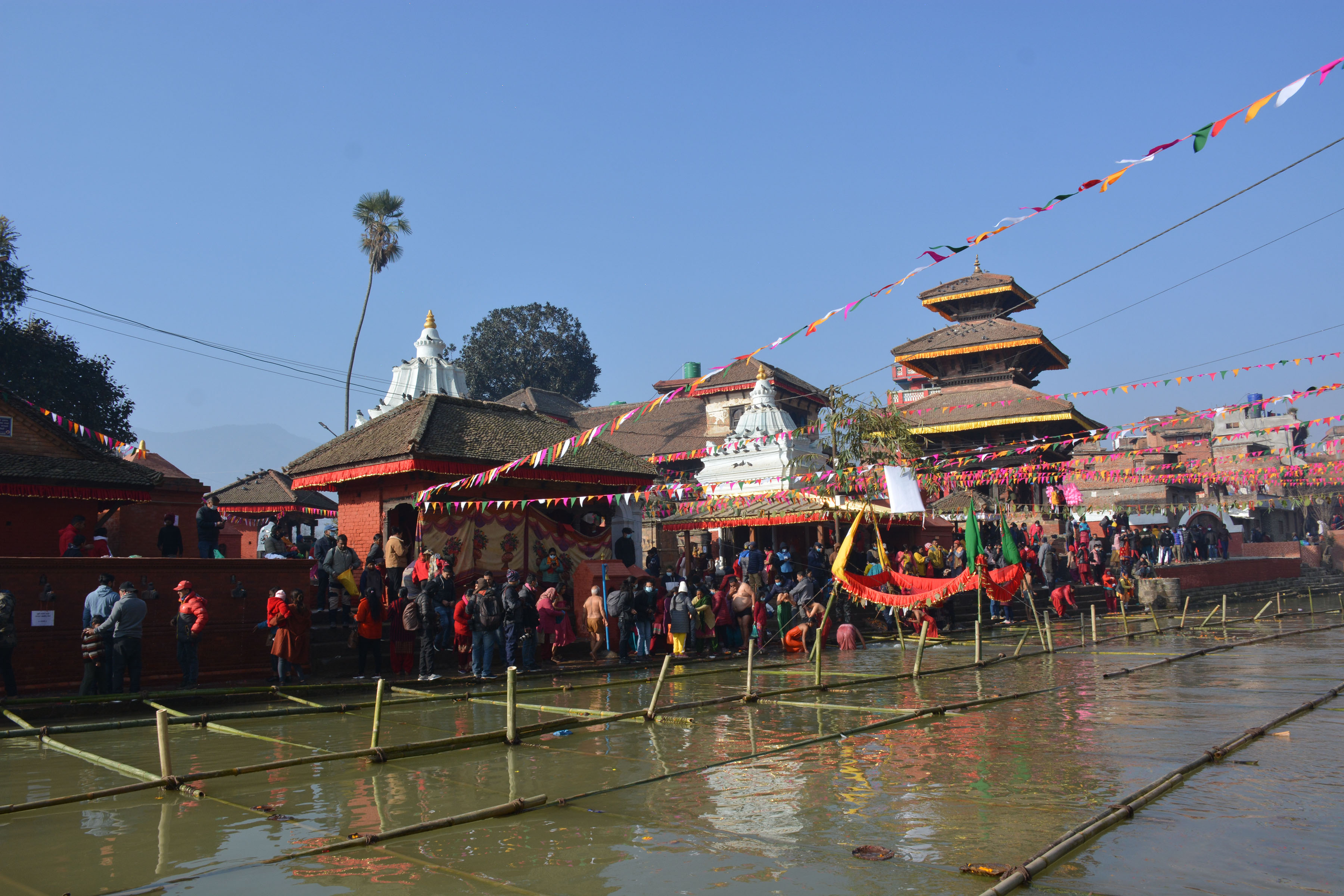 ‘दुलही’झैँ सिँगारियो पनौती, माघभर बाह्रवर्षे मकर-स्‍नान