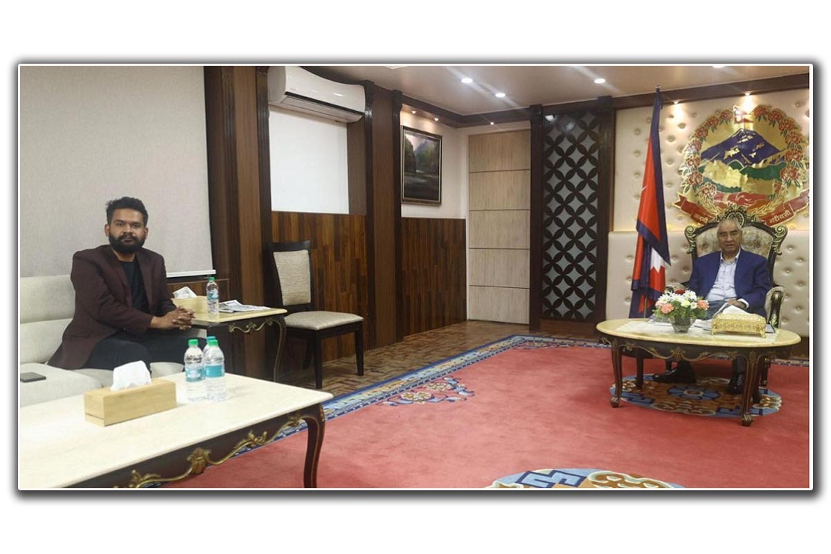 काठमाडौंको फोहोर नउठेपछि प्रधानमन्त्रीले बालेनलाई बोलाए