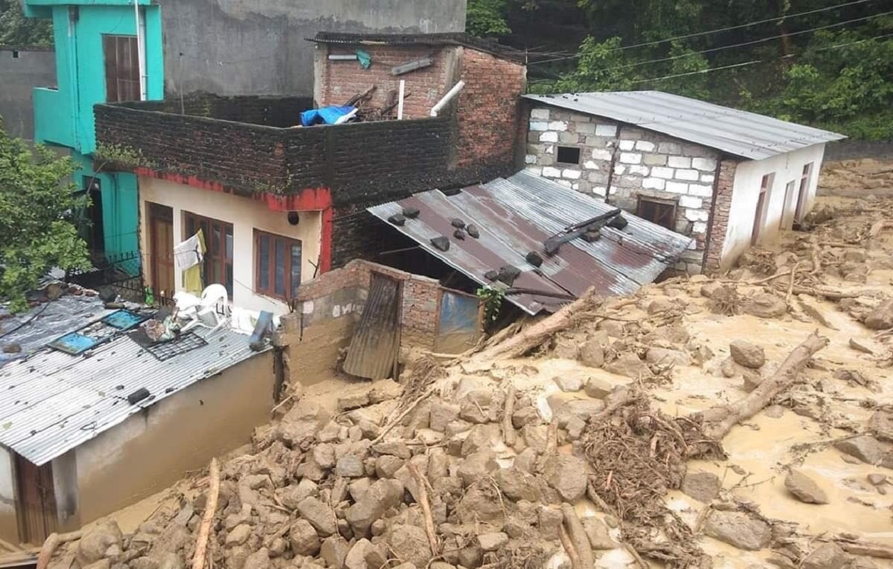 पहिरो प्रभावित भन्छन्-राहत होइन, पहिरो नियन्त्रणको योजना बनाऊ