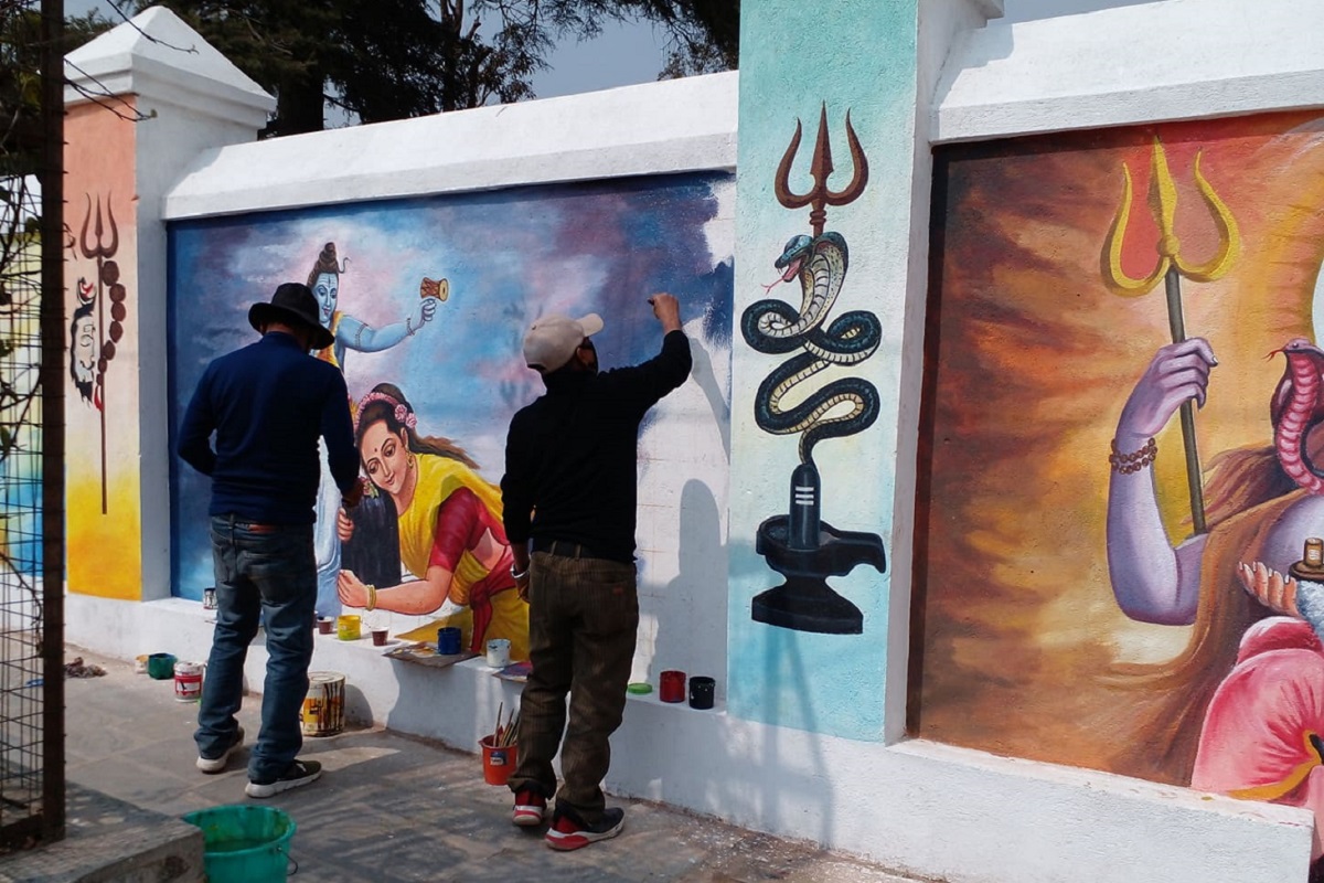पशुपतिका भित्तामा शिवपार्वती,  धुनी जगाउन ३३ हजार किलो दाउरा
