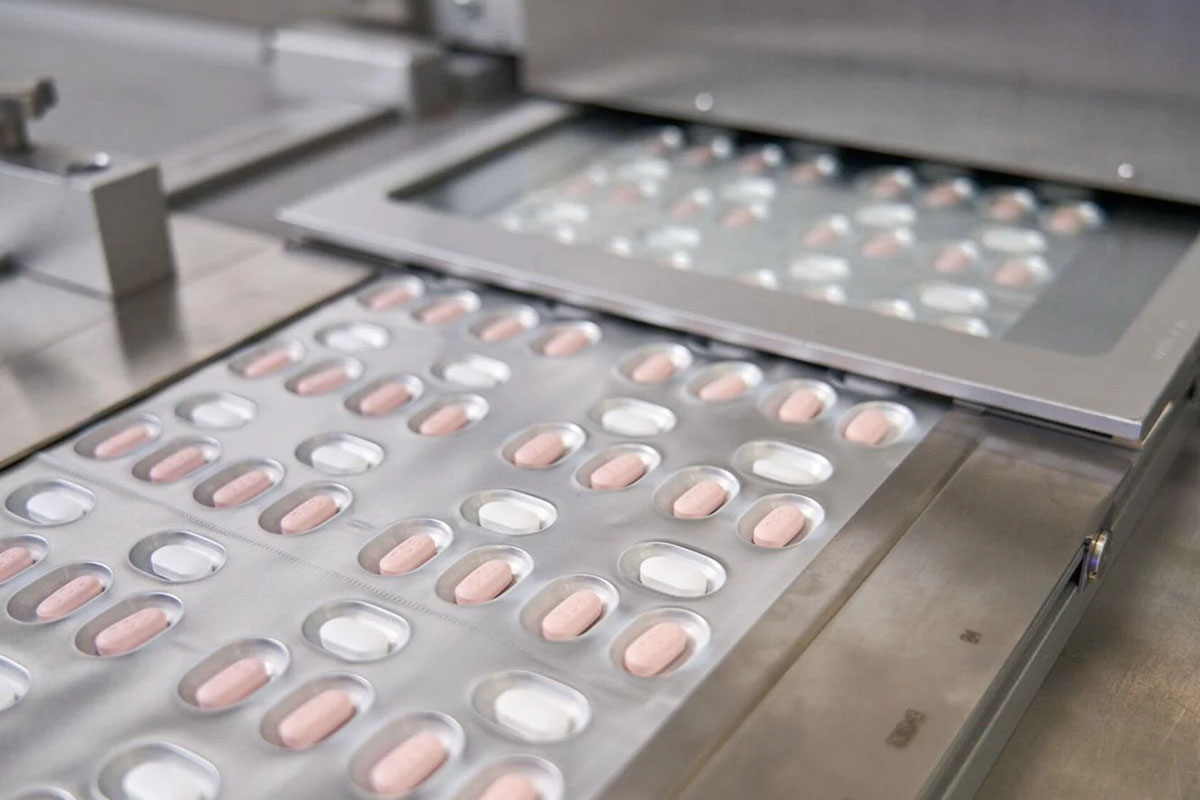 फाइजरले ल्यायो 'कोभिड चक्की'