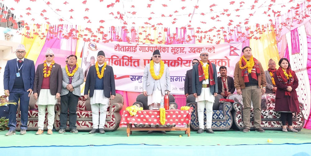 छोरी-ज्वाइँसहित उदयपुर पुगेका प्रचण्डले भने - सिंहदरबारजस्तै सेवा दिनुस्