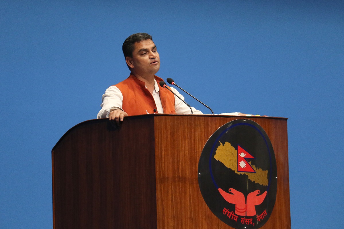 कांग्रेसले माग्यो गृहमन्त्री लामिछानेको राजीनामा