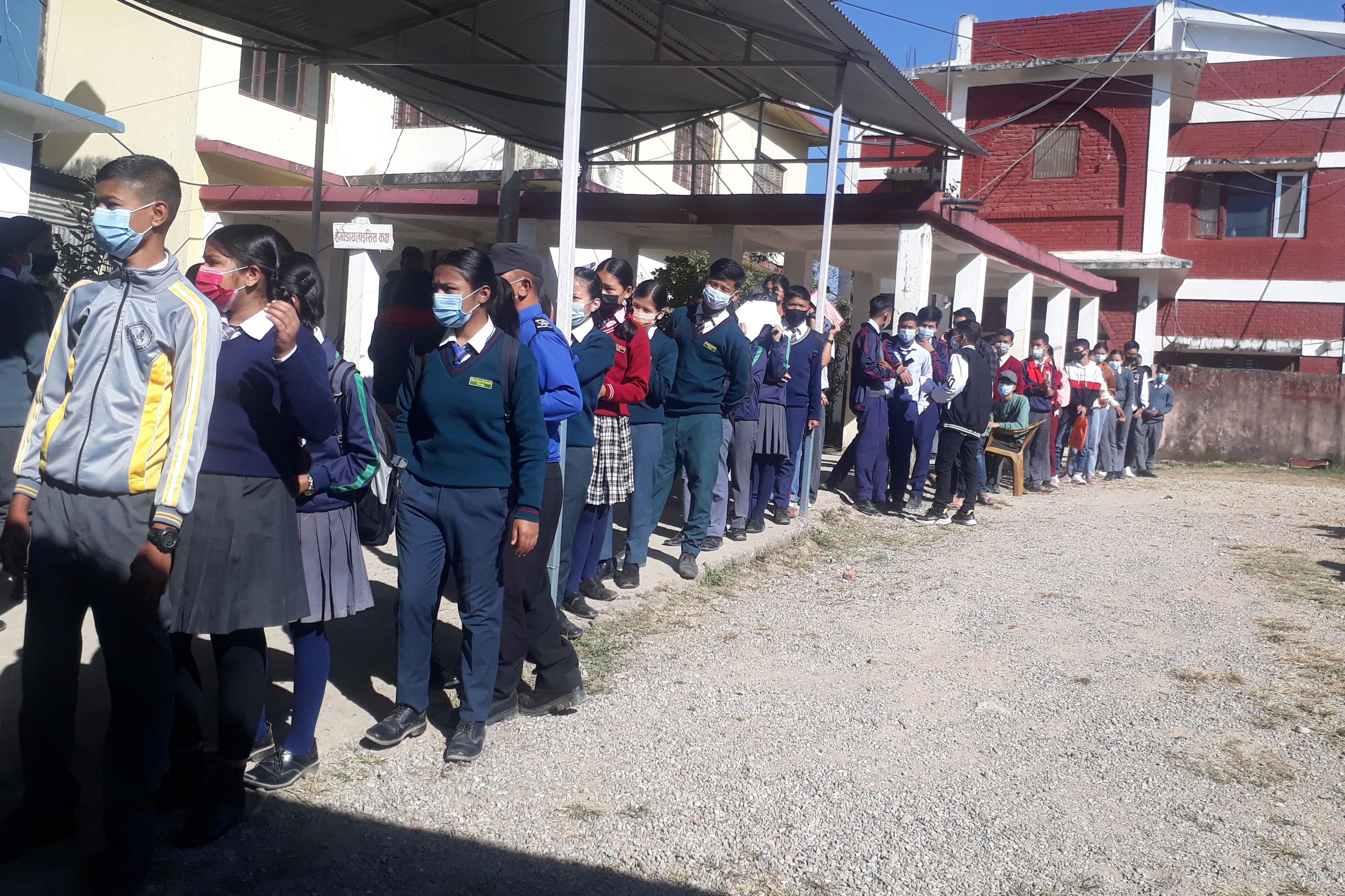 १८ वर्षमुनिका बालबालिकाका लागि एक करोड डोज खोप ‘बुक’