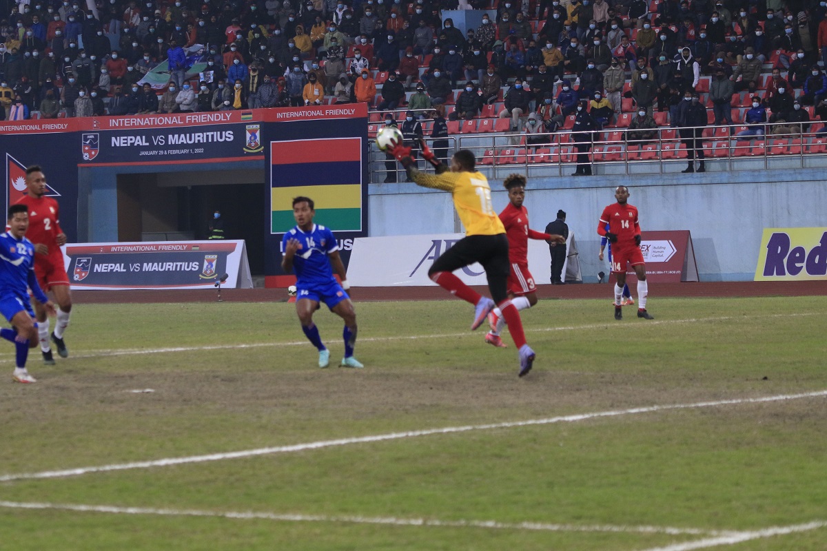 घम्साघम्सीपूर्ण खेलमा मोरिससविरुद्ध नेपालको जित