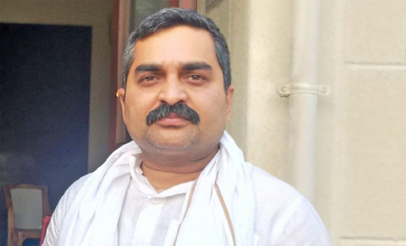 जग्गा हडपेको भन्दै पूर्व प्रदेश-प्रमुख अहिराजलाई वडामा हाजिर हुन पत्र