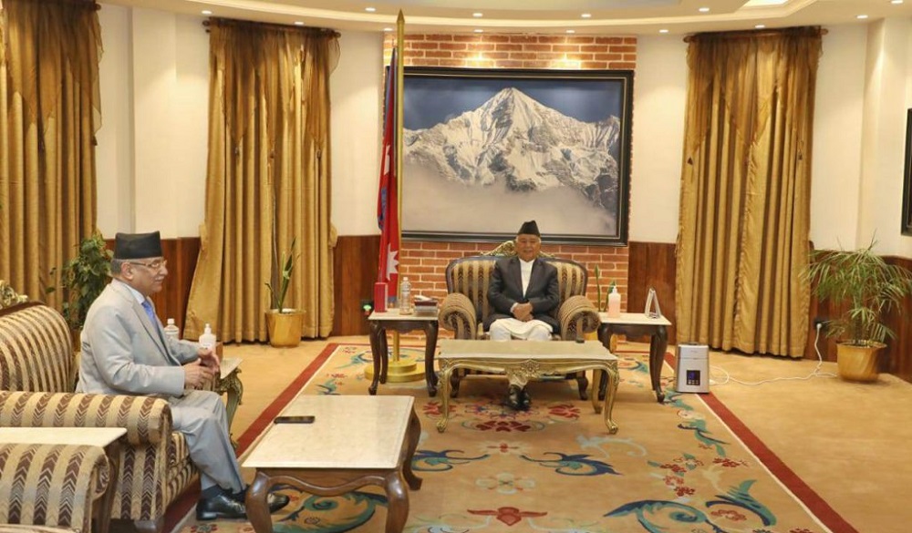 प्रधानमन्त्री प्रचण्डले भेटे राष्ट्रपतिलाई, आज तीन मन्त्रीको शपथ