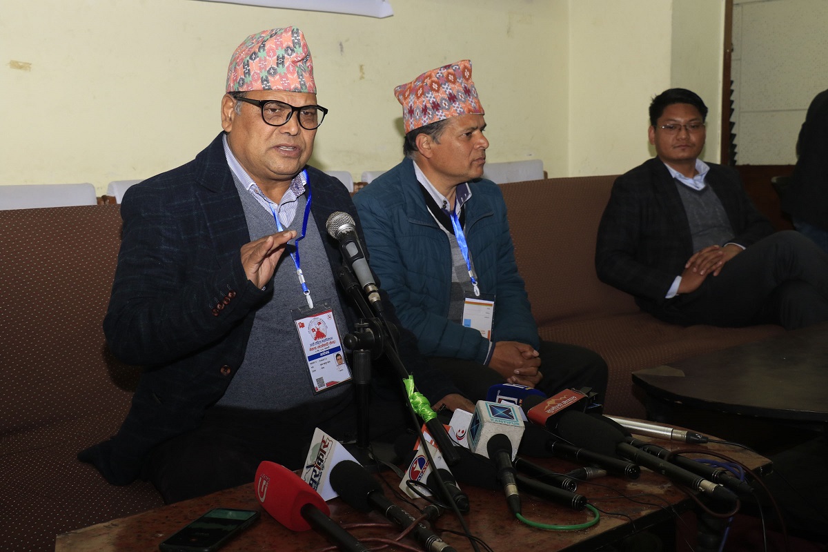 विधानमा 'साम्यवाद' र 'वर्गसंघर्ष' राख्न नदिइएपछि माओवादी केन्द्रको आपत्ति