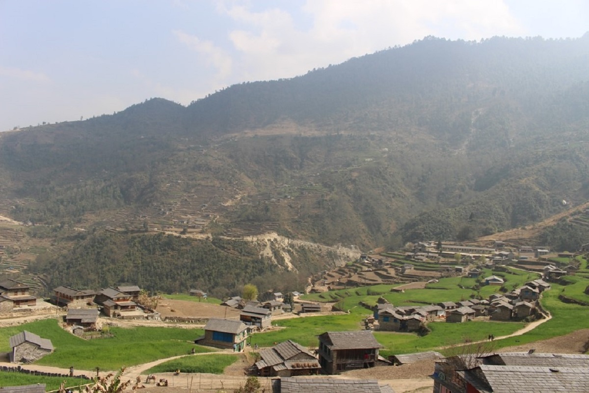 विकासका पूर्वाधारले फेरिएको रुम गाउँको मुहार