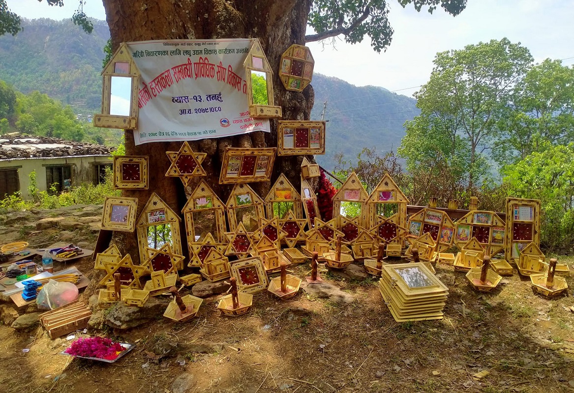 बाँसबाट बनाइएका सामाग्री