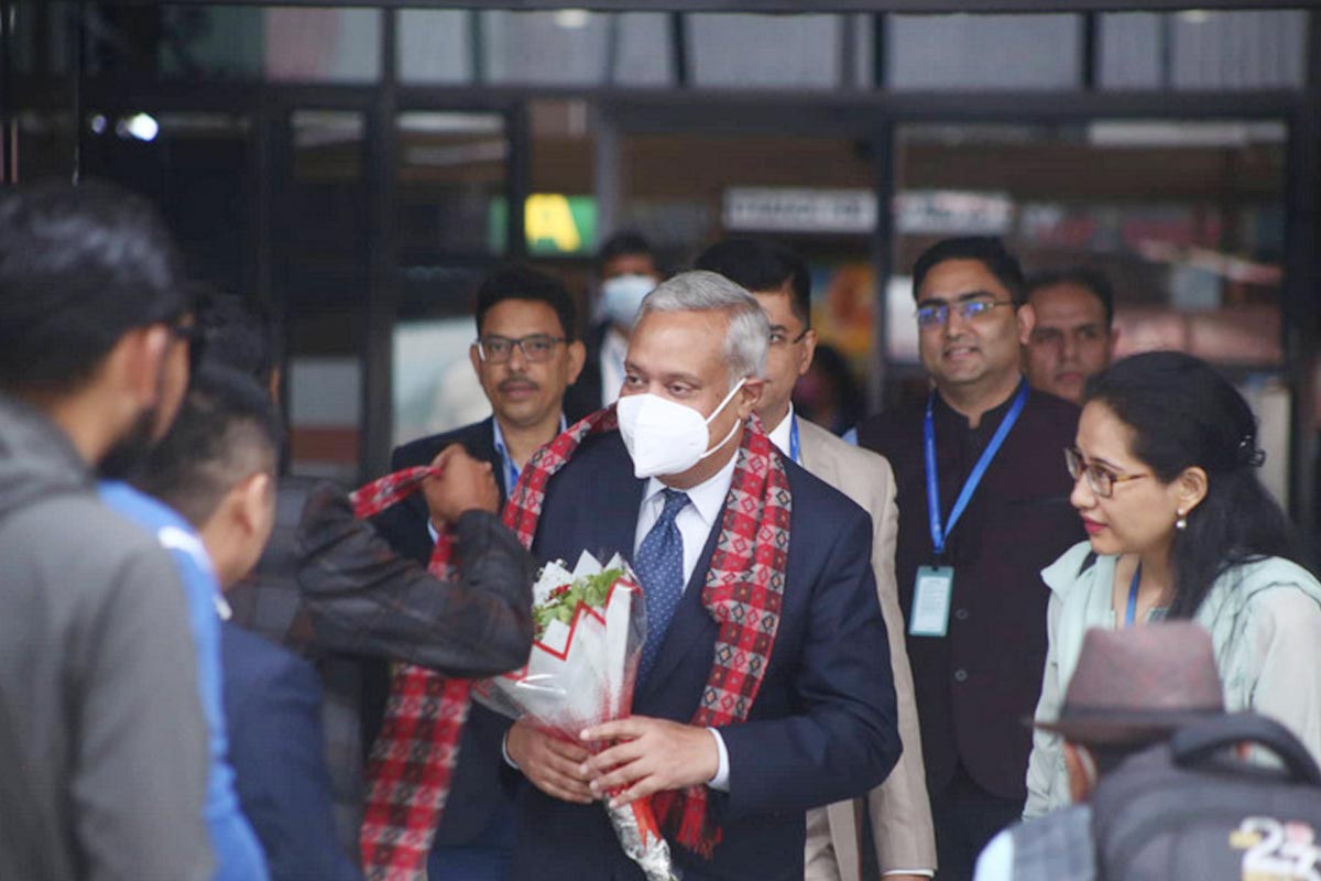 नेपालका लागि नवनियुक्त भारतीय राजदूत काठमाडौं ओर्लिए