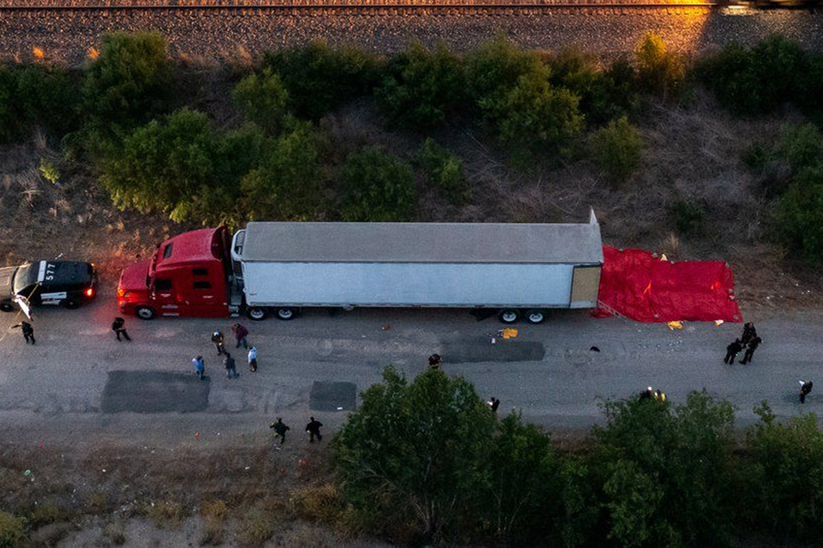 टेक्सासको एक ट्रकमा ४६ जनाको शव फेला