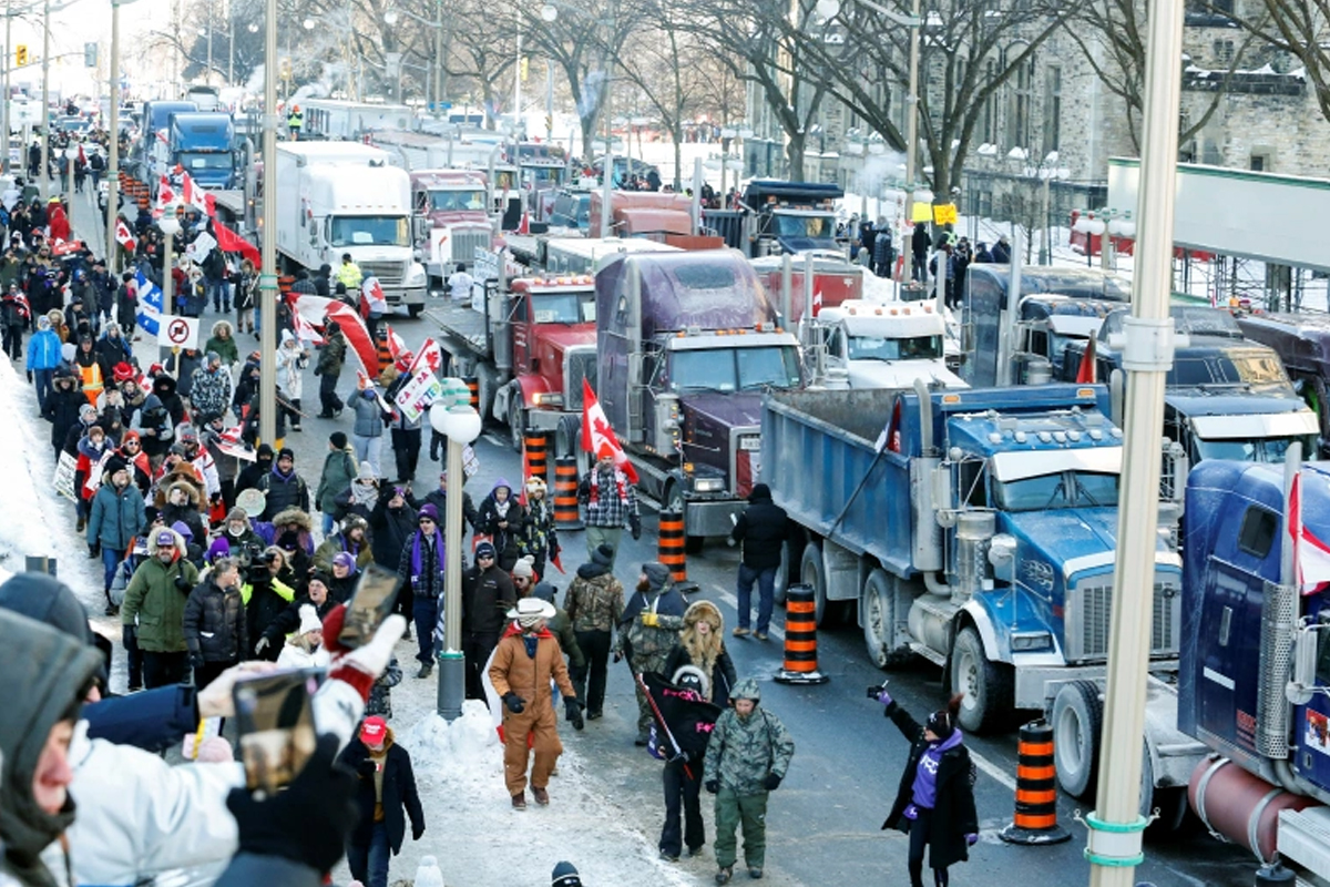 नियमप्रति असन्तुष्टि जनाउँदै क्यानडामा ट्रक चालकको आन्दोलन