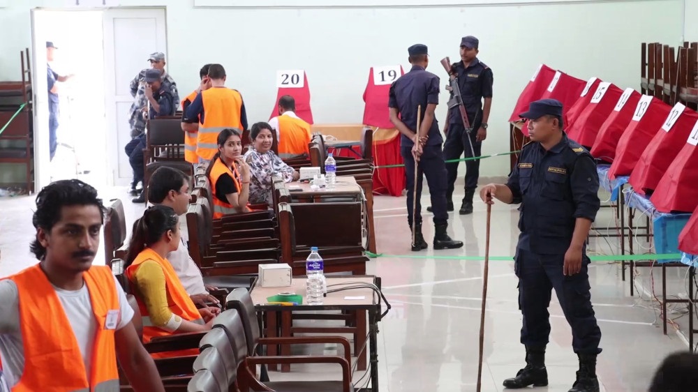 एमाले अधिवेशन : प्यानल नबनाउन चेतावनी दिने ओलीकै समूहले नै बाँड्यो लिस्ट 