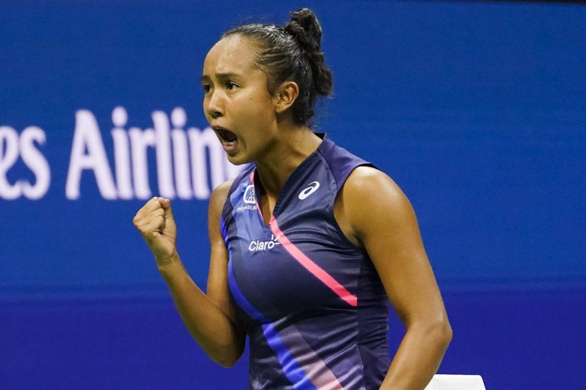 १९ वर्षे क्यानडेली किशोरी यूएस ओपनको सेमिफाइनलमा