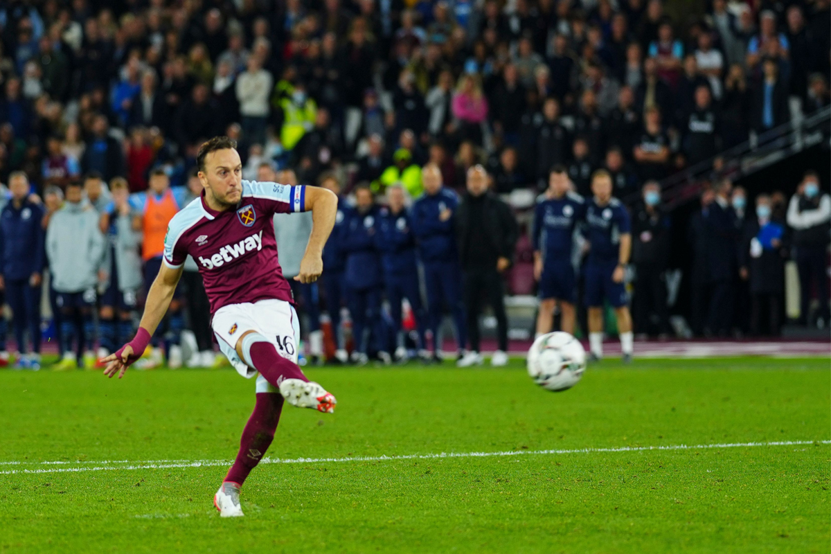 काराबाओ कप : पेनाल्टीमा सिटी पराजित, वेस्ट हाम र लेस्टर सिटी क्वार्टरफाइनलमा