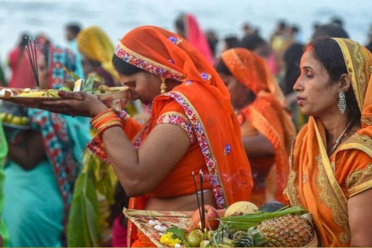उदाउँदो सूर्यलाई अर्घ्य दिएर सकियो छठ