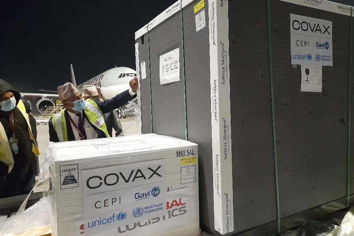 स्विजरल्याण्डले दियो ४ लाख ९२ हजार डोज खोप नेपाल आइपुग्यो