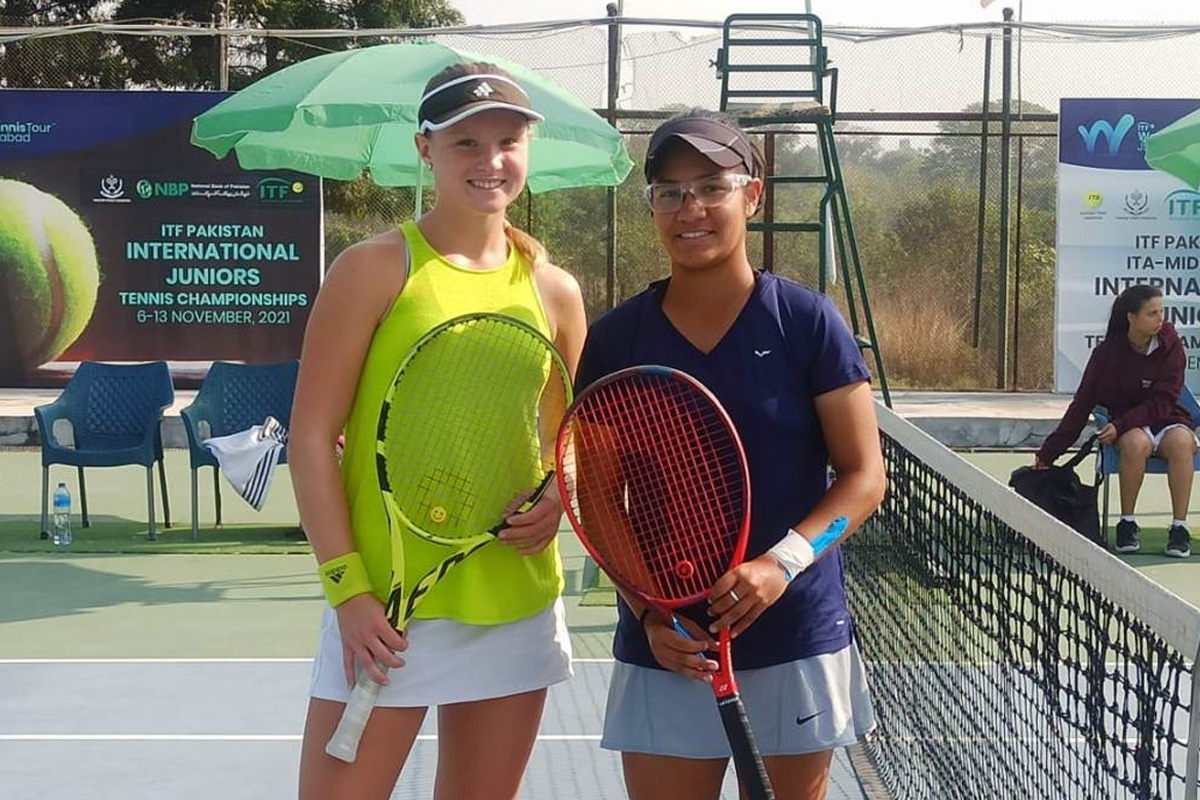 टेनिस प्रतियोगितामा अभिलाषा र टेलरको जोडी पहिलो