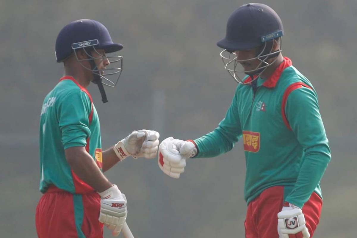 अर्जुनले प्रहार गरे यू १९ क्रिकेटमा सानदार शतक