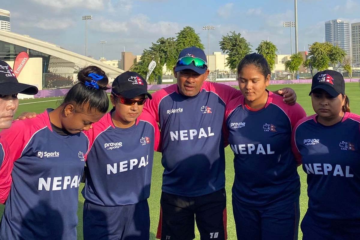 मलेसियाले दियो नेपाललाई ९३ रनको लक्ष्य