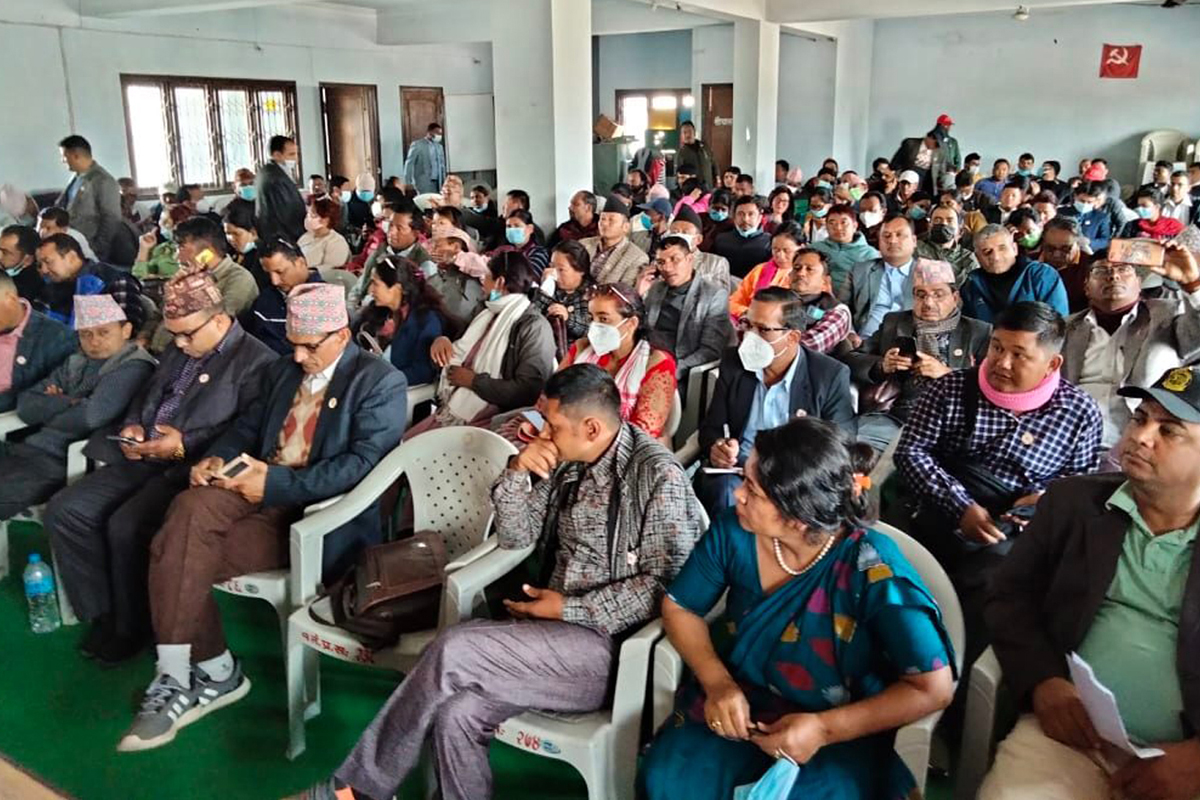 प्रदेश १ मा माओवादीको विवाद कायमै, एक हप्तामा पनि टुगिएन अधिवेशन