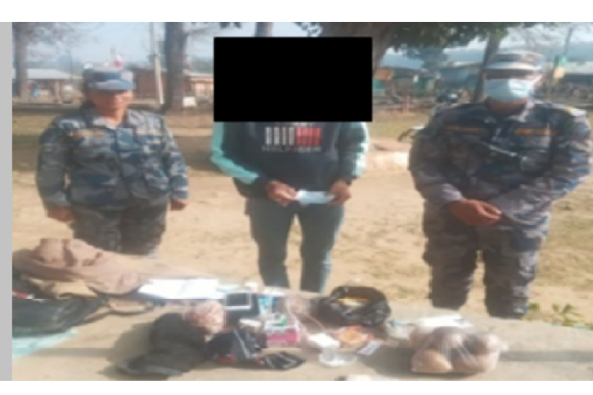 लागूऔषधसहित एक युवक पक्राउ