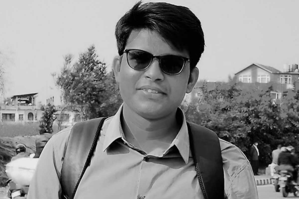 ज्यान गुमाएका पत्रकार विश्वकर्माको परिवारलाई सहयोग