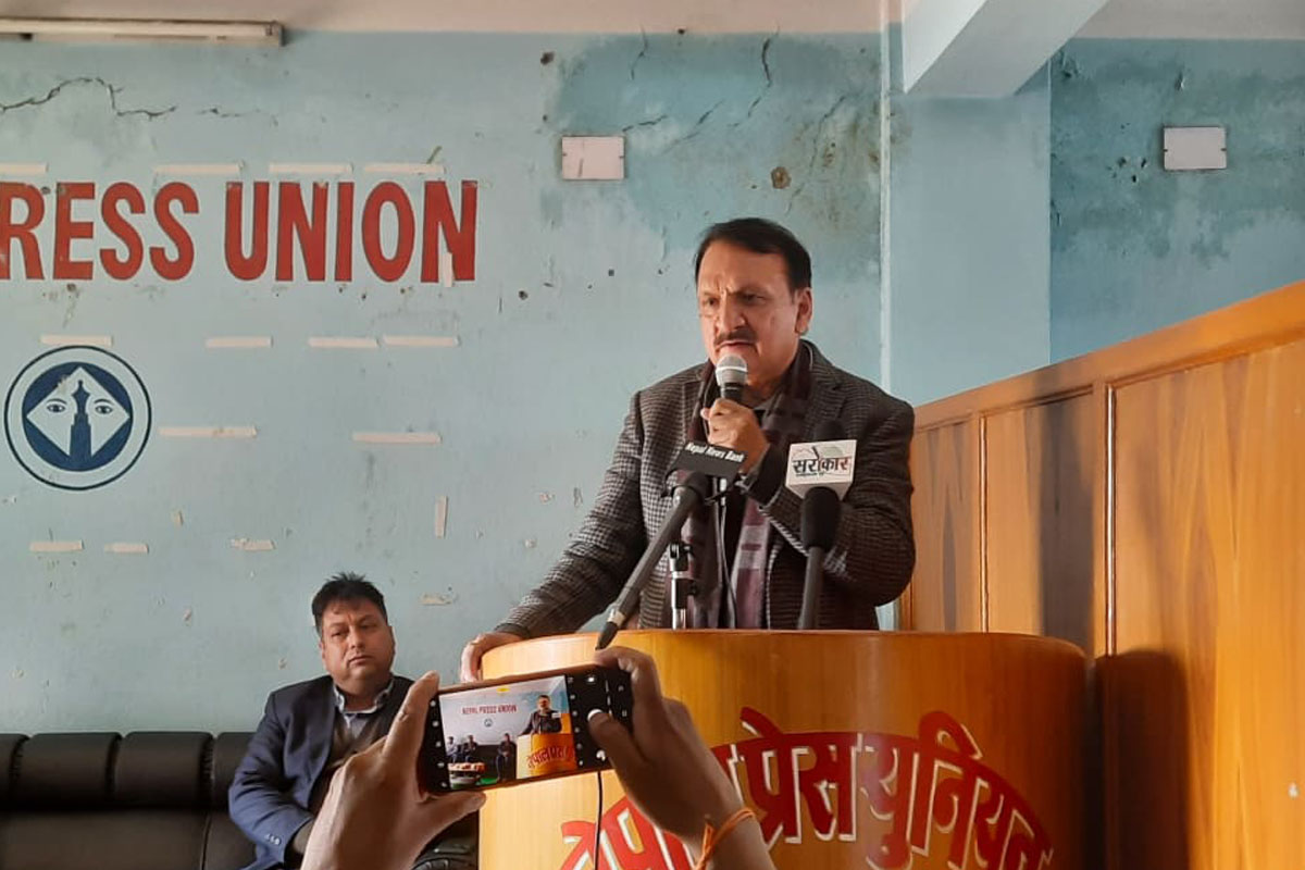 एमसीसीलाई संसद्‍मा लगेर त्यहीँबाट 'दूधको दूध पानीको पानी' गर्नुपर्छ : महत