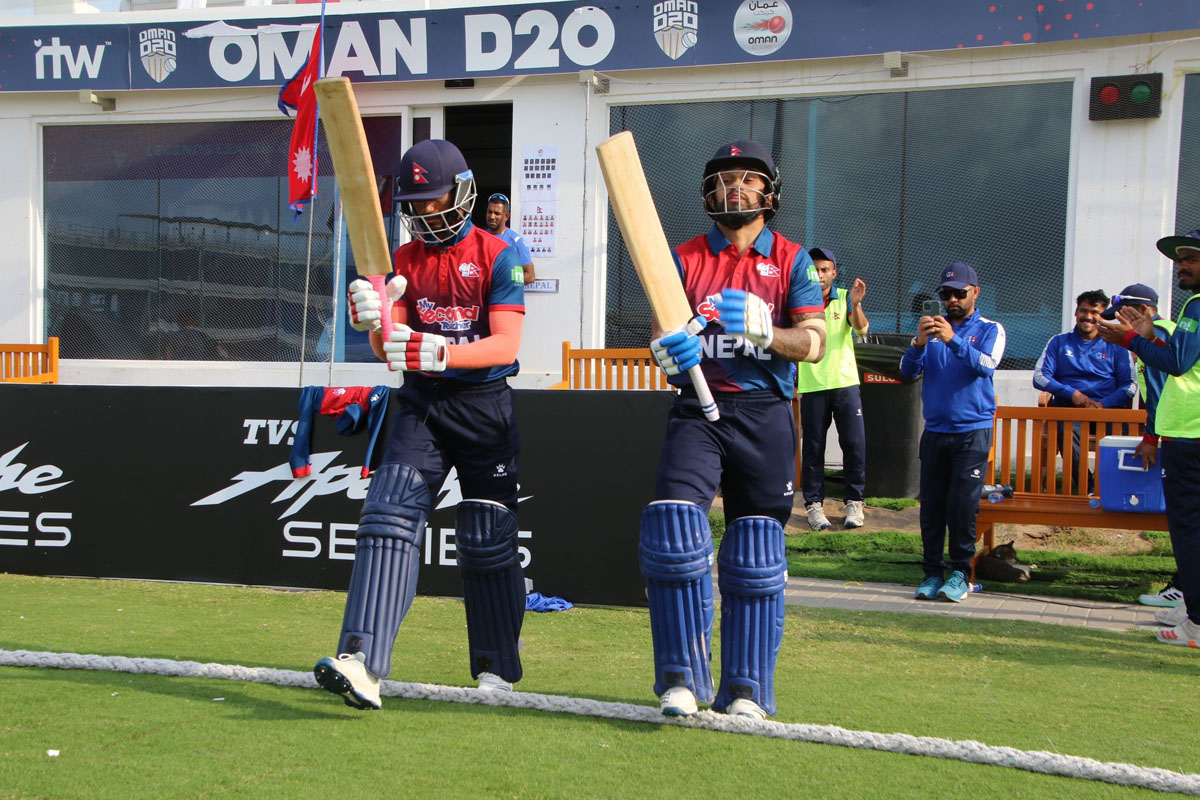 कमजोर ब्याटिङ गरेको नेपालले ओमनलाई दियो मध्यम लक्ष्य