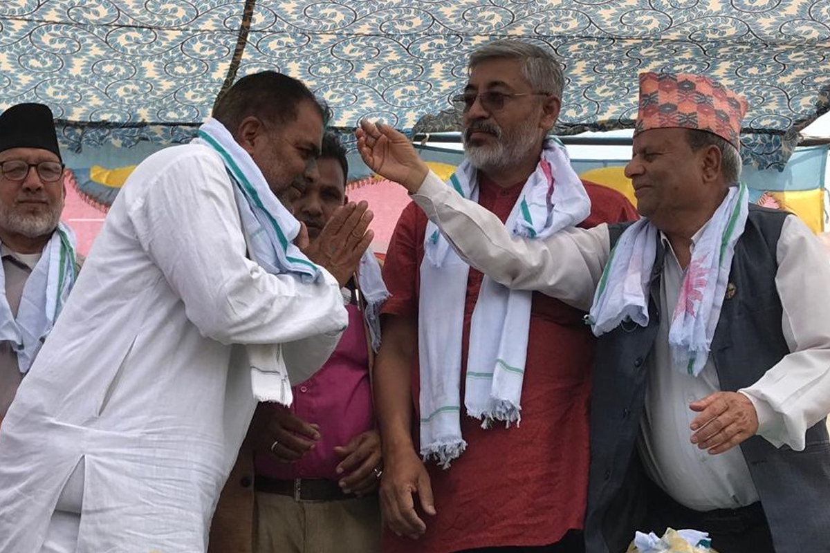 राप्रपाका क्षेत्रीय अध्यक्षसहित ६० जना एमालेमा प्रवेश