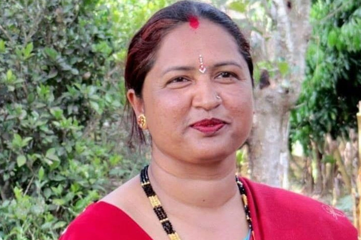 गलकोट नगरपालिकाकी मेयर उम्मेदवार प्रहरी नियन्त्रणमा