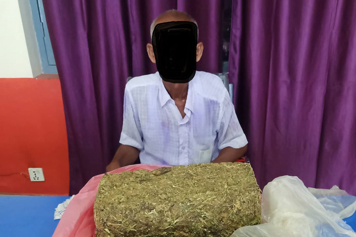 गाँजासहित पर्साबाट एक जना पक्राउ