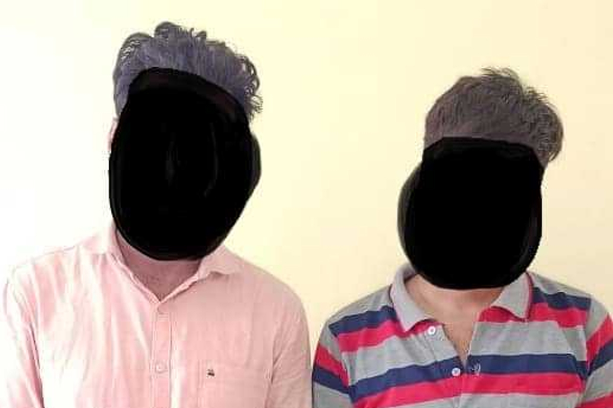 स्रोत नखुलेको बीस लाख रकमसहित दुई भारतीय पक्राउ